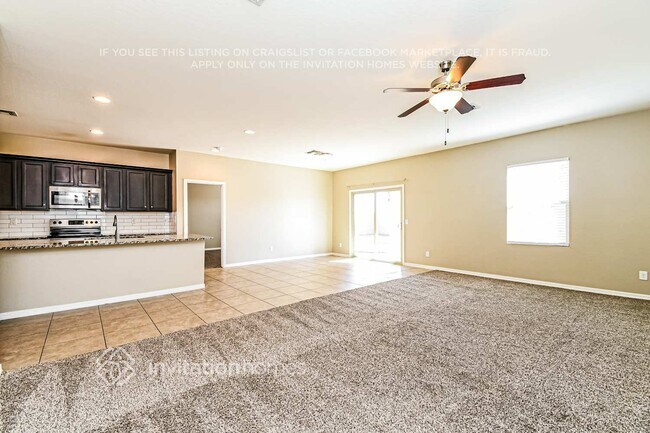 Foto del edificio - 30461 N Opal Dr