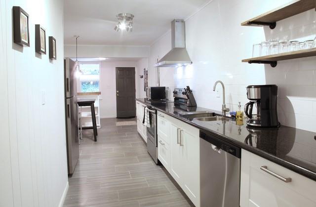 Foto del edificio - 1932 Lebanon Dr NE