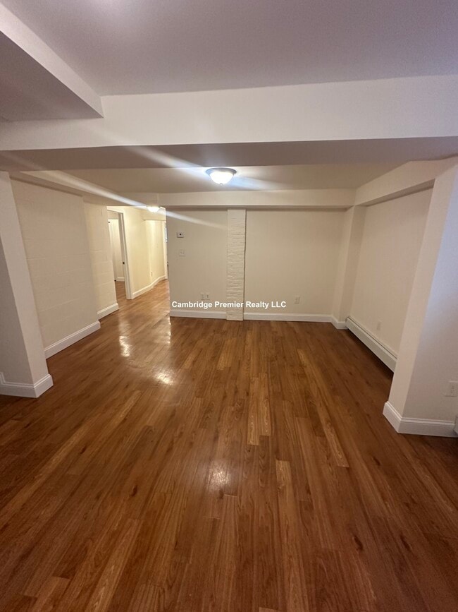 Foto del edificio - 387 Harvard St