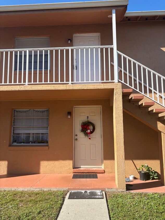 Foto principal - Beautiiful Palm Gardens 2 bedroom, 1 bath ...