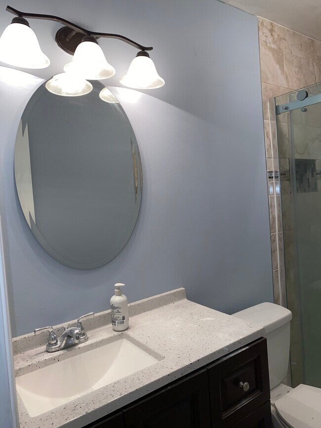 Building Photo - 6756 Willowbrook Dr