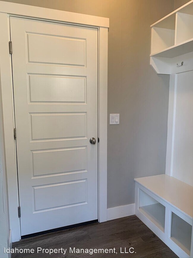 Foto del edificio - 2 br, 2 bath House - 2624 E Decameron Lane