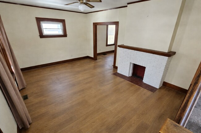 Foto del edificio - Newley remodeled 3 Bedroom House - COMING SOON! - No Metro