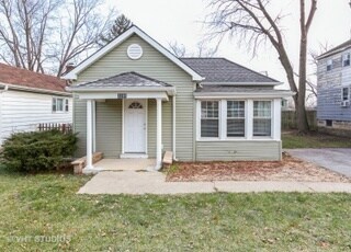 Frente de la casa - 3105 Commercial Ave