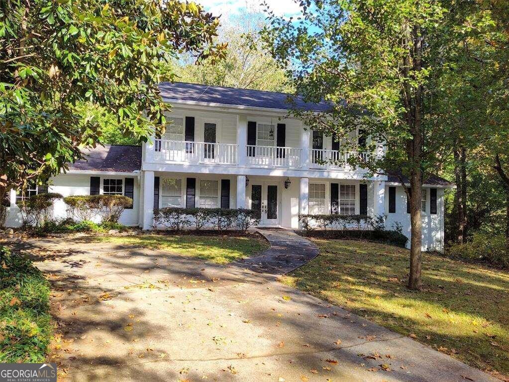 Primary Photo - 1866 Mountain Creek Dr