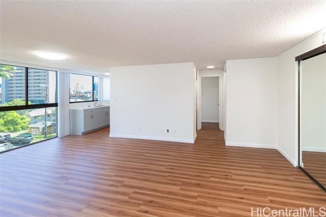 Foto del edificio - 2724 Kahoaloha Ln