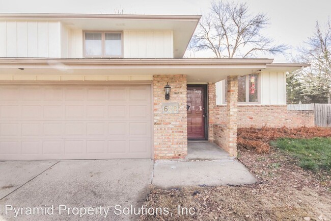 Building Photo - 3 br, 2.5 bath House - 608 NW Beechwood St