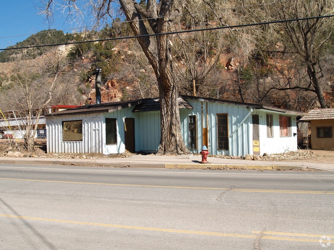Foto del edificio - 1202 Manitou Ave