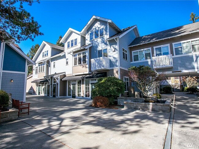 Foto del edificio - Nice Spacious Bainbridge Condo in heart of downtonw