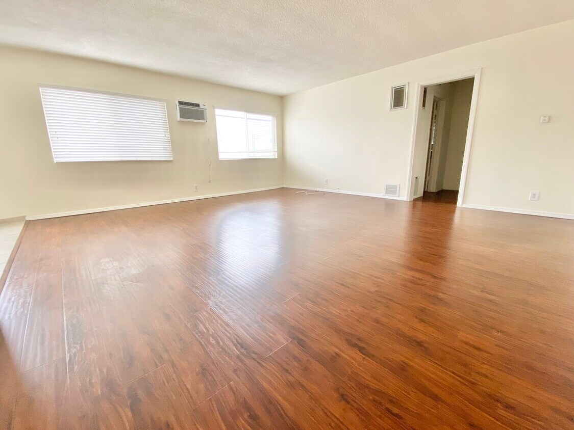 Foto principal - 515 N Alfred St
