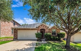 Building Photo - 12748 Gillon Dr