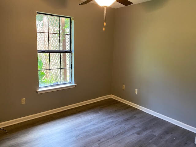 Foto del edificio - 755 Cherub Ct