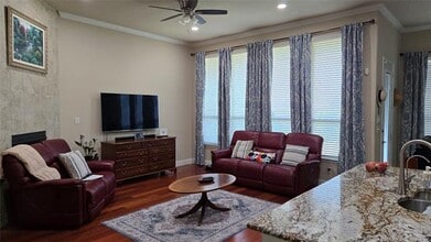 Building Photo - 17613 Pinyon Ln