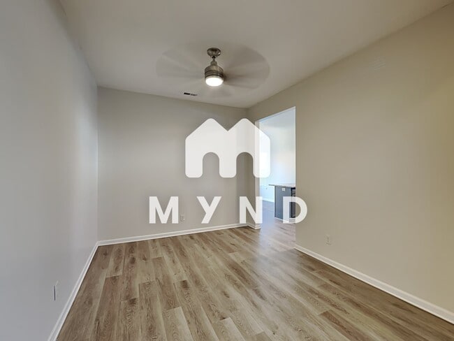 Building Photo - 6002 Prairie Meadow Dr