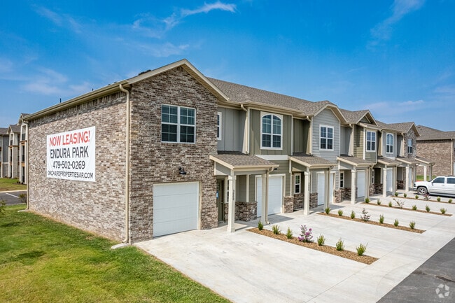Building Photo - The Commons @ Endura Park