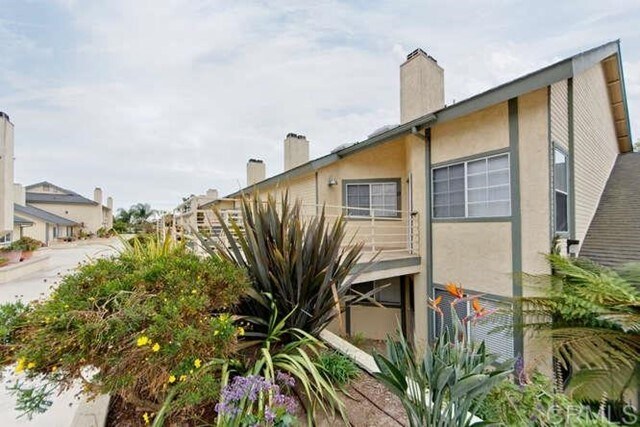 Building Photo - 1024 Laguna Dr
