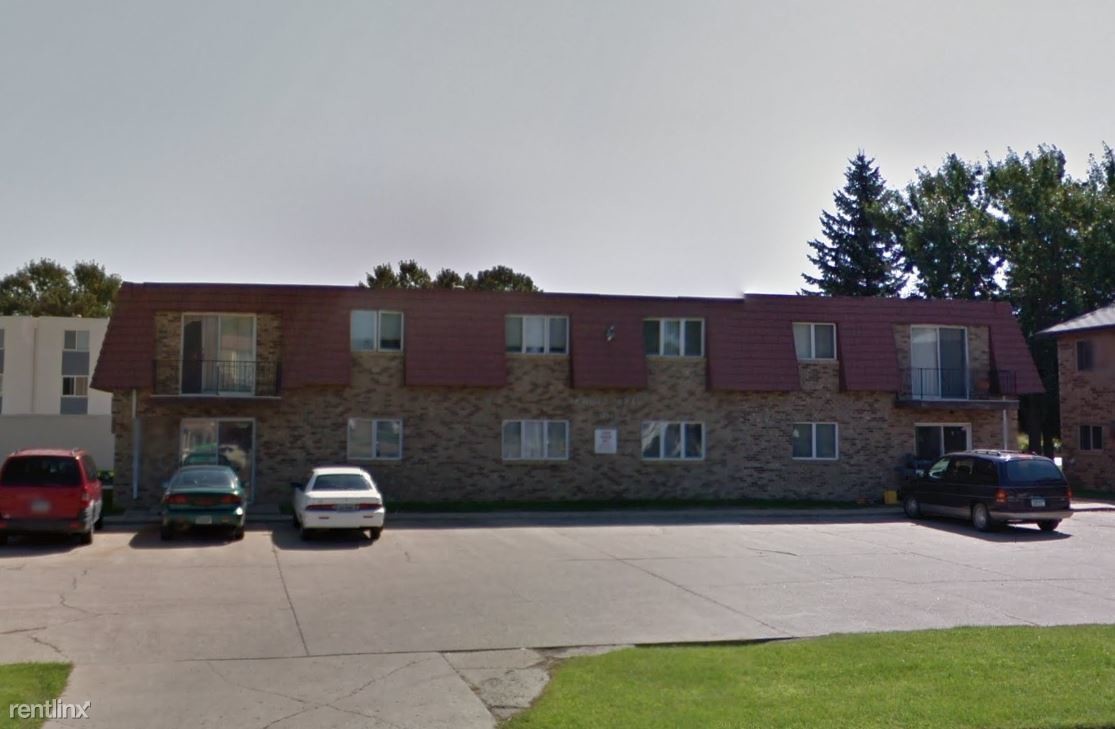 Primary Photo - 1025 Laramie Dr