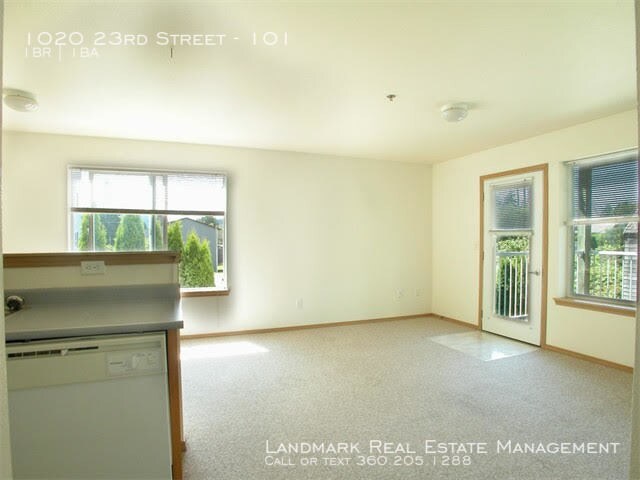 Foto del edificio - 1 Bedroom, 1 Bath Apts Near WWU!