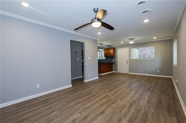 Foto del edificio - 1277 Goodwin Rd NE