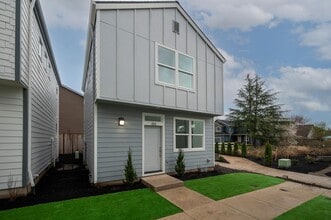 Building Photo - 2800 Crater Ln