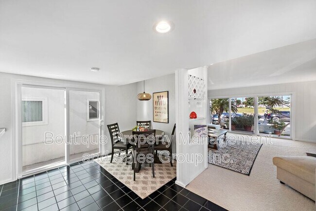 Building Photo - FRONT UNIT-1707 W BALBOA