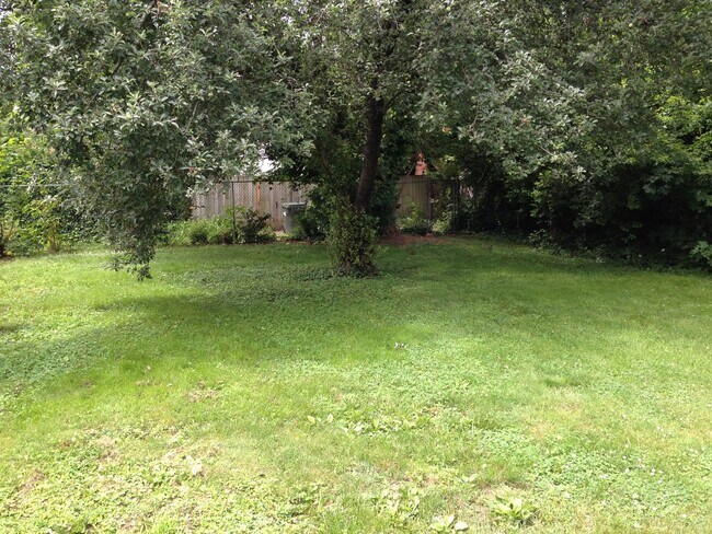 Foto del edificio - 4201 Bromley Ln