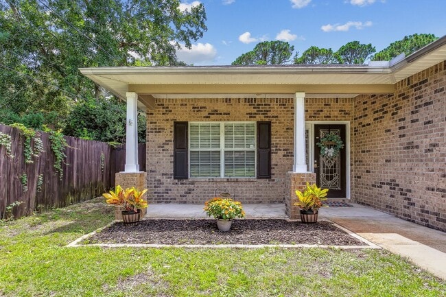 Foto del edificio - Four Bedroom with Outdoor Kitchen in Shalimar