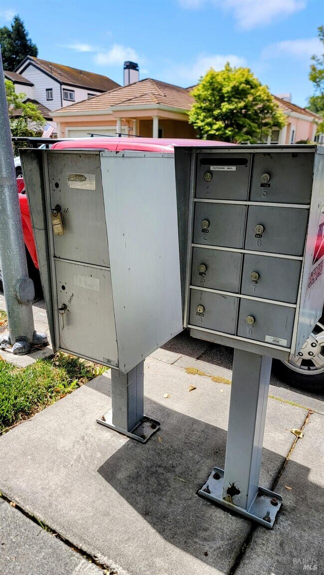 Foto del edificio - 1734 Zinfandel Dr