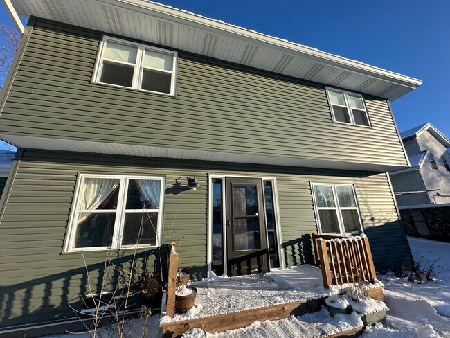 Foto del edificio - 33351 N Park St