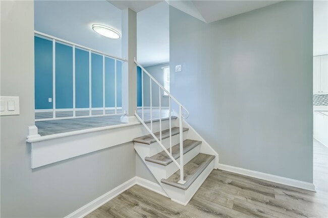 Foto del edificio - 161 Railroad Mills Rd