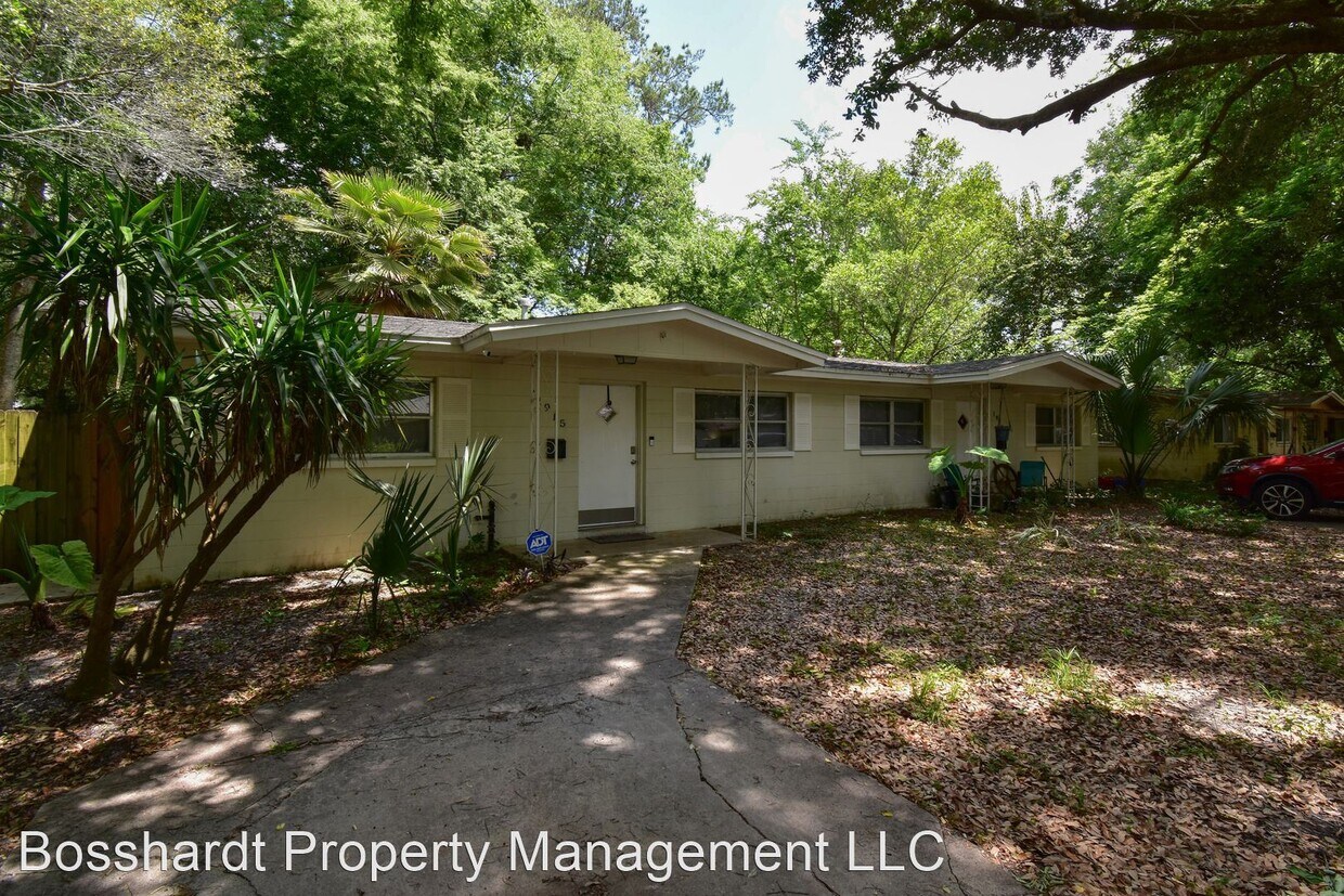 Primary Photo - 2 br, 1 bath House - 1911 NW 10th Street