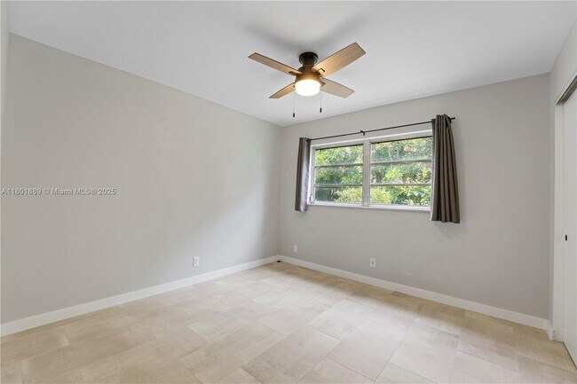 Foto del edificio - 2911 SW 108th Way