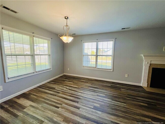 Foto del edificio - 641 Hogart St