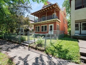 Building Photo - 231 W 33rd St