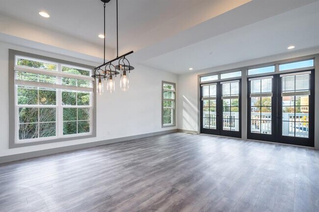 Foto del edificio - 42 Becker Pl NW