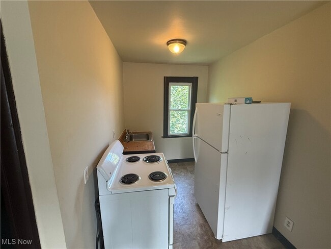Building Photo - 1355 Addison Rd