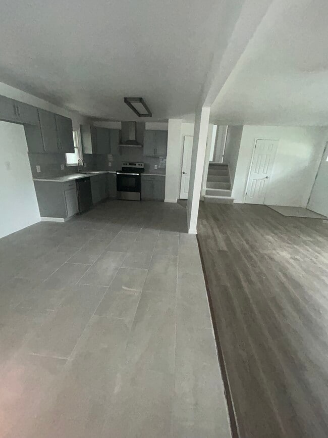 Foto del edificio - 50th Ter Independence