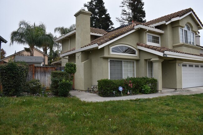 Foto del edificio - 924 Christy Ct