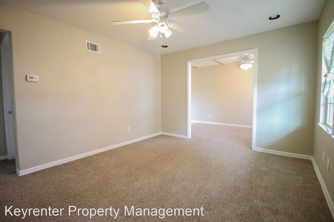 Foto del edificio - 3 br, 1 bath House - 5706 N Frankfort Ave