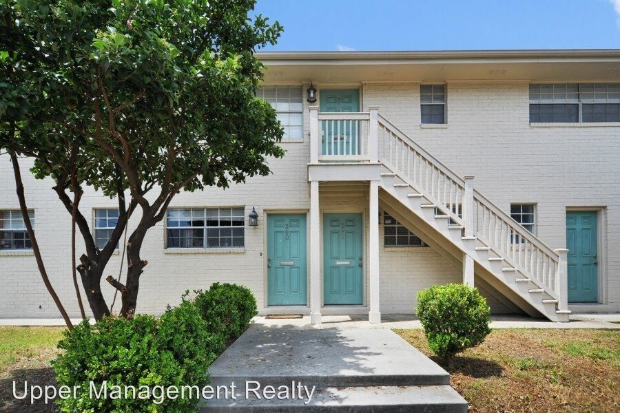 Primary Photo - 300-304 Arabella St