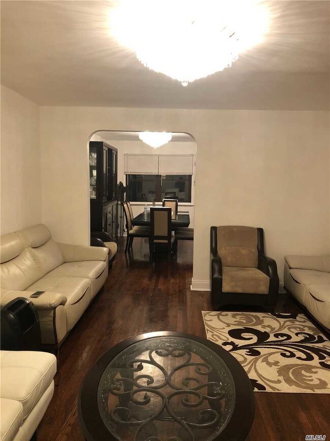 Foto del edificio - 153-37-153-78 78th Ave