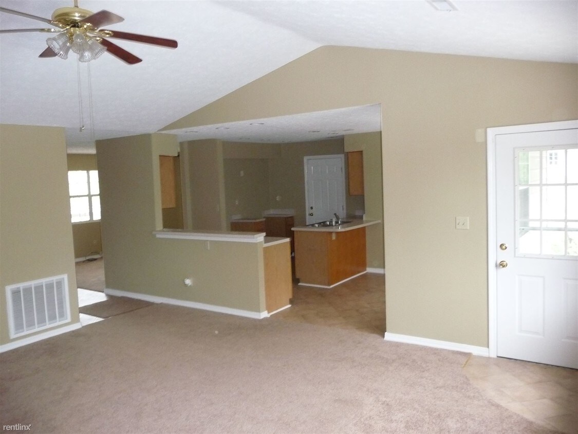 Primary Photo - 175 Ashby Ln