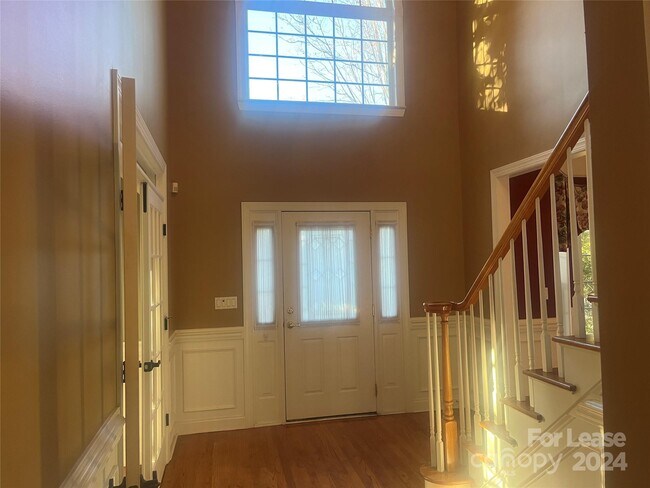 Building Photo - 5510 Shoal Brook Ct