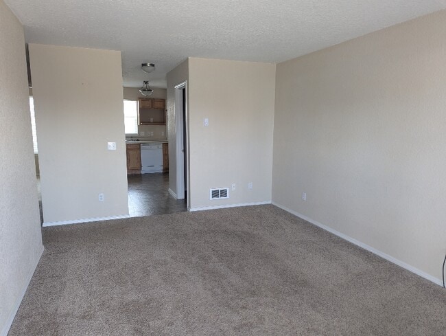 Building Photo - 7 Beth Rd