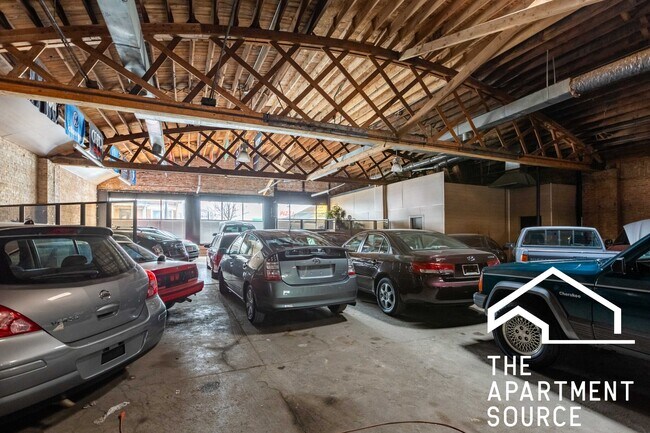 Foto del edificio - 3515 W Armitage Ave