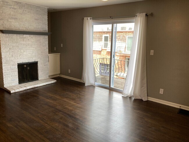 Building Photo - 4428 Jarboe St