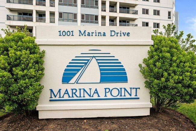 Building Photo - 1001 Marina Dr