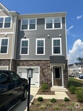 Building Photo - 600 Rivanna Hl Rd
