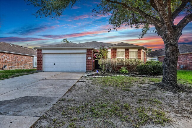 Building Photo - 2822 Foster Hill Dr