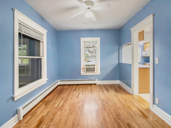 Dining Room - 702 Portage Ct
